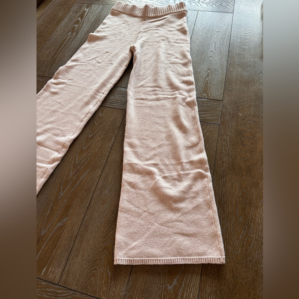 Gilly Hicks Blush Lounge Pants